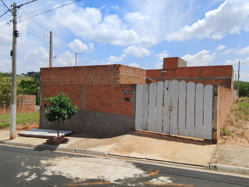 imóvel com 200m² - Centro - Monte Alto