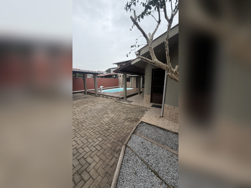 imóvel com 200m² - São João do Rio Vermelho - Florianópolis