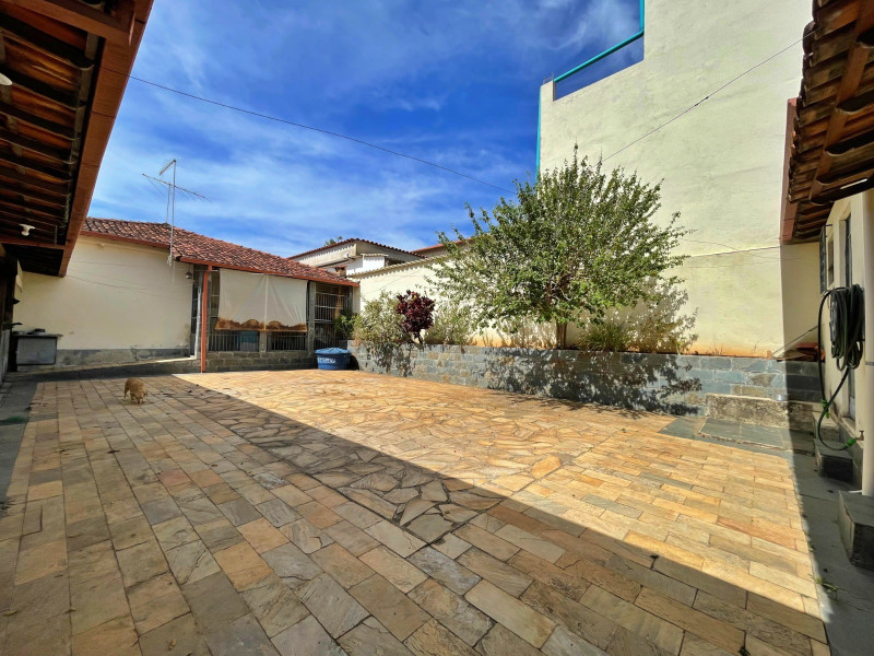 imóvel com 360m² - Jardim Leblon - Belo Horizonte