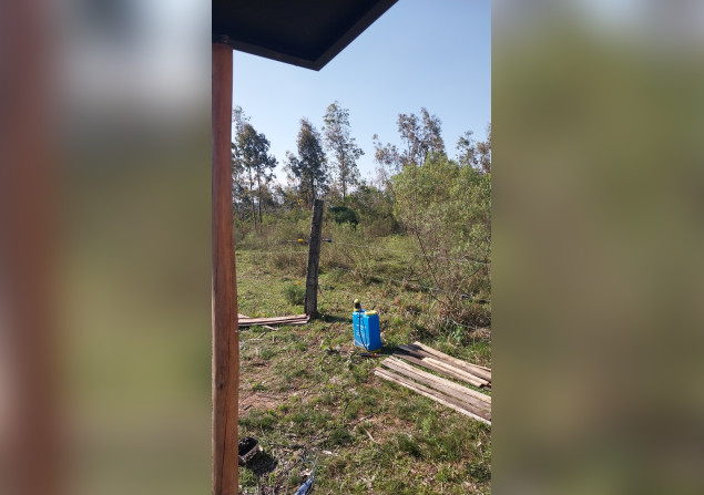 imóvel com 706m²