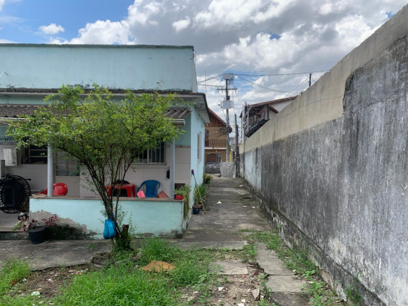 imóvel com 471m² - Mutondo - São Gonçalo