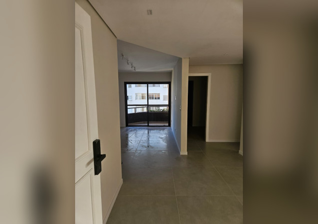 imóvel com 65m²