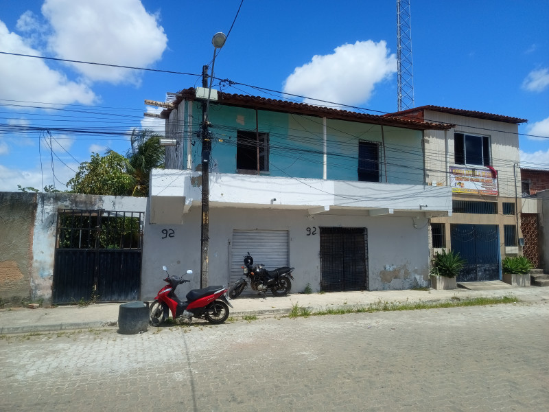 imóvel com 300m² - Barroso - Fortaleza