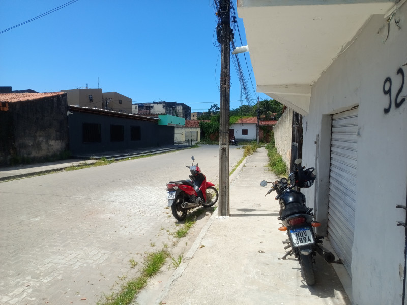 imóvel com 300m² - Barroso - Fortaleza