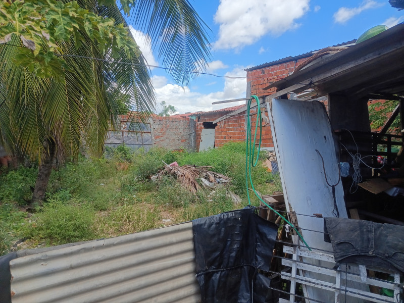 imóvel com 300m² - Barroso - Fortaleza