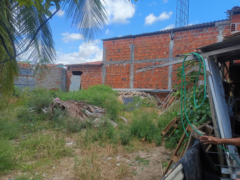 imóvel com 300m² - Barroso - Fortaleza