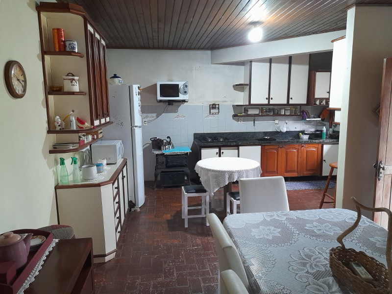 imóvel com 9000m² - Centro - Tapes