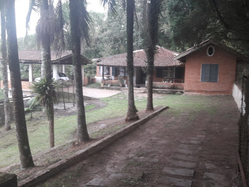 imóvel com 22250m² - Parque Boa Vista - Embu-Guaçu