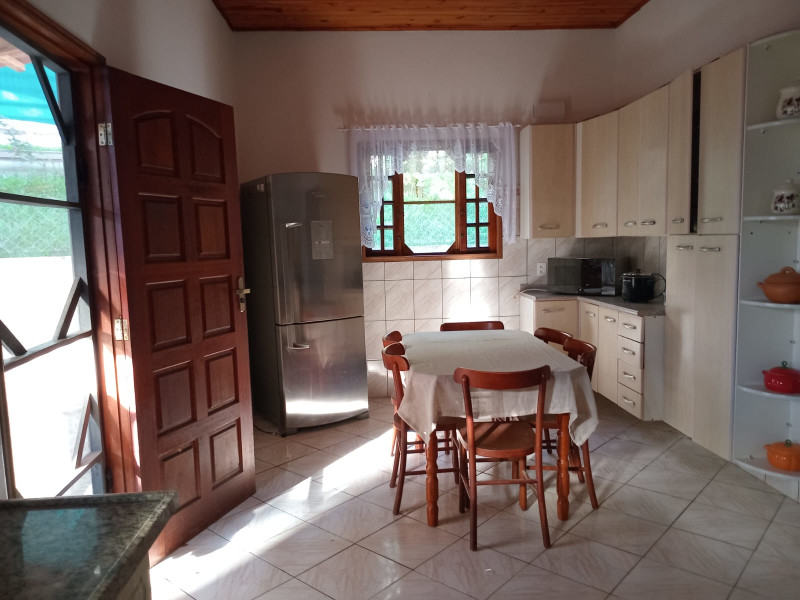 imóvel com 1400m² - Pavão (Canguera) - São Roque