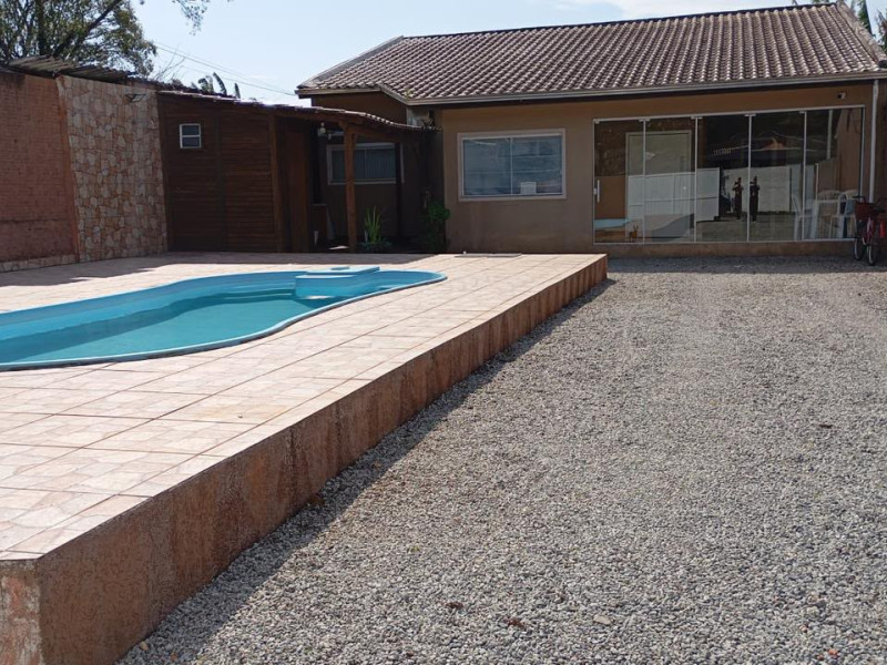 imóvel com 200m² - Sertaozinho - Matinhos