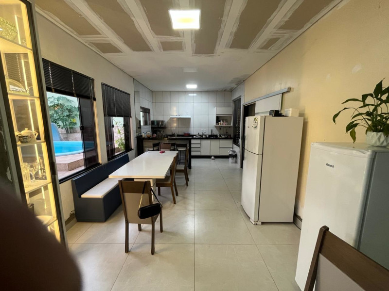 imóvel com 180m² - Jardim Maria Tereza - Rondonópolis