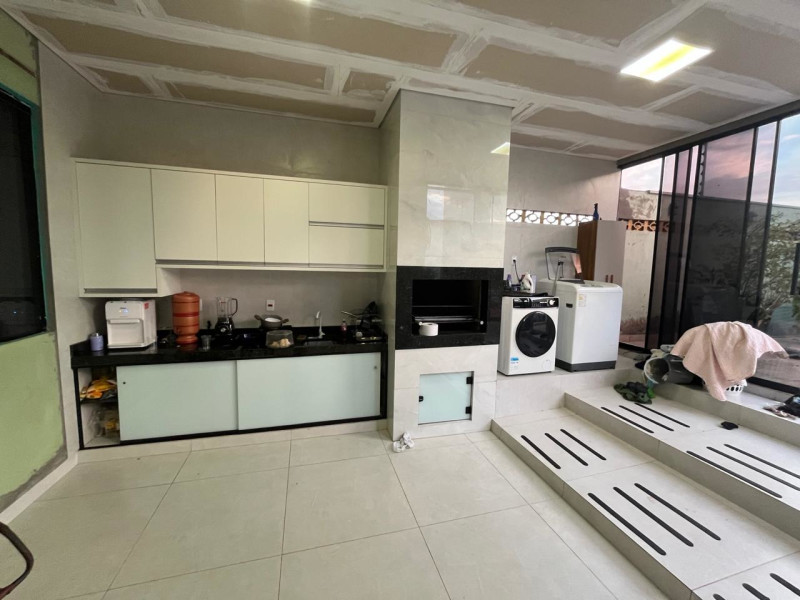imóvel com 180m² - Jardim Maria Tereza - Rondonópolis