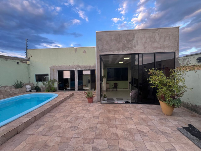 imóvel com 180m² - Jardim Maria Tereza - Rondonópolis