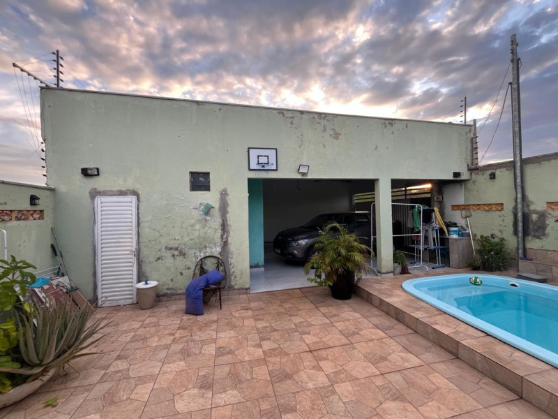 imóvel com 180m² - Jardim Maria Tereza - Rondonópolis