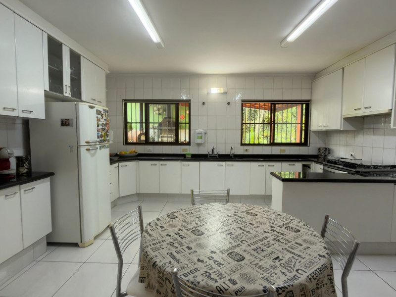 imóvel com 380m² - Adalgisa - Osasco