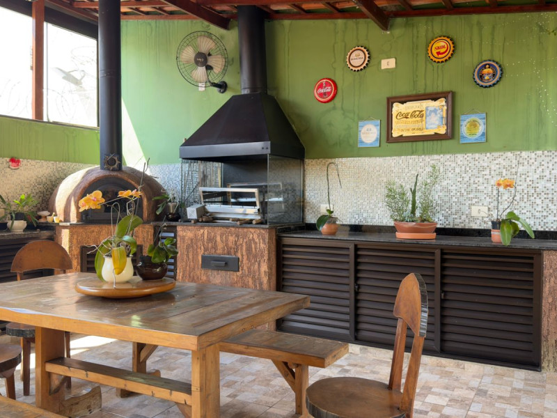imóvel com 380m² - Adalgisa - Osasco