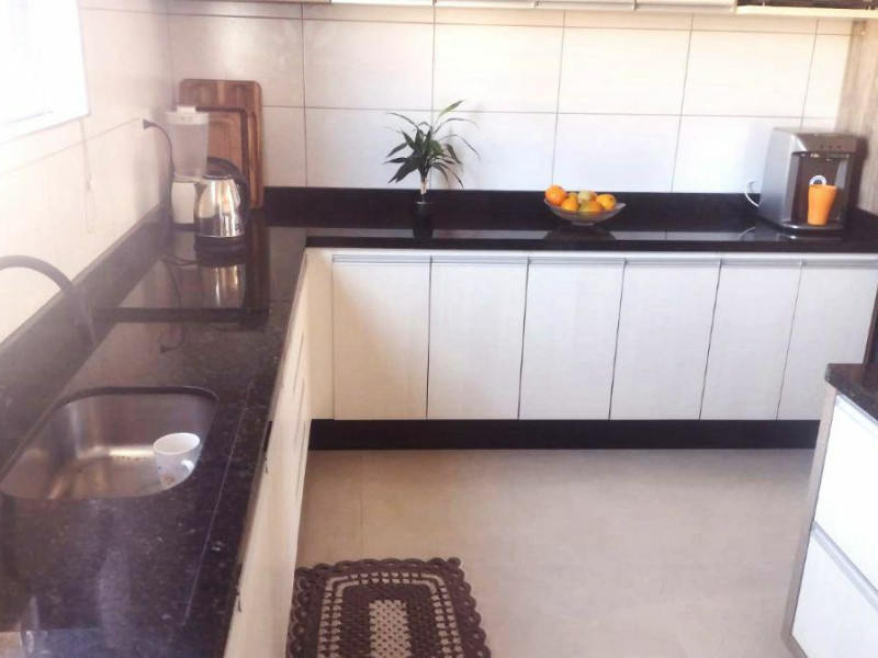 imóvel com 255m² - Loteamento Itaboa - Campo Largo