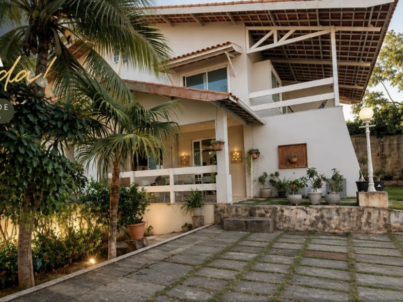 imóvel com 1080m² - De Lourdes - Fortaleza