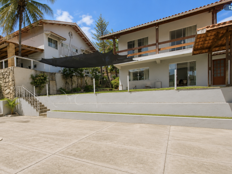 imóvel com 1080m² - De Lourdes - Fortaleza
