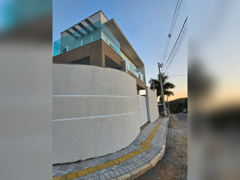 imóvel com 272m² - Vila Paraíso - Três Rios