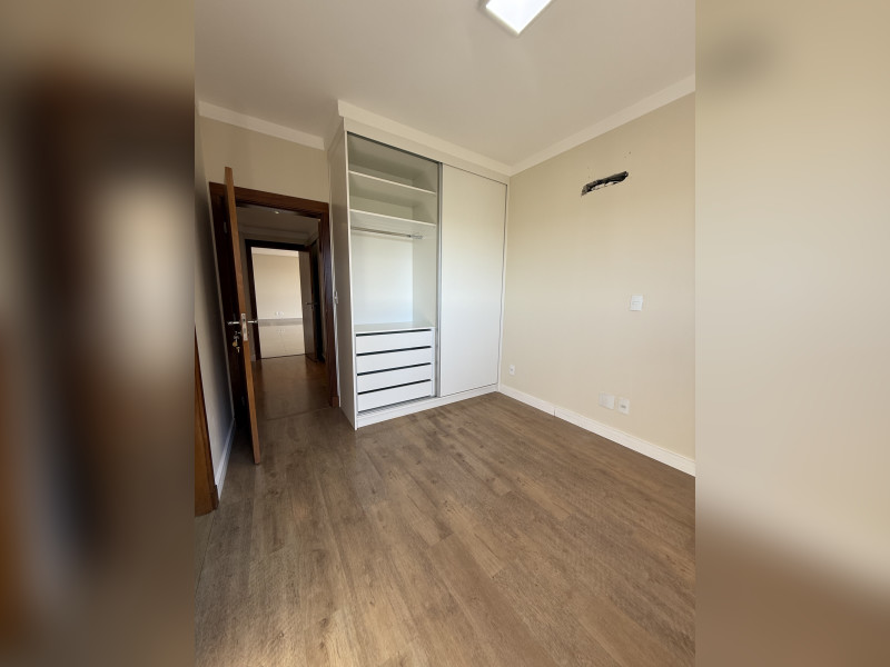 imóvel com 170m² - Parque Baguaçu - Araçatuba