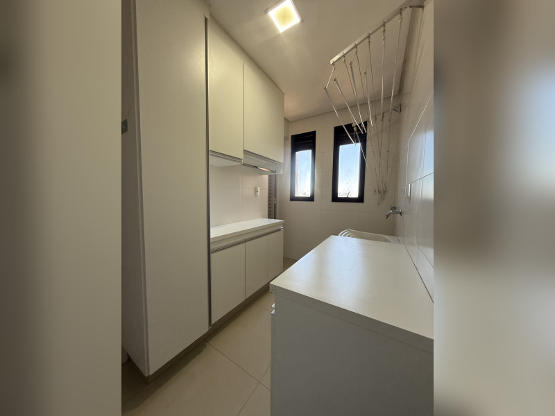 imóvel com 170m² - Parque Baguaçu - Araçatuba