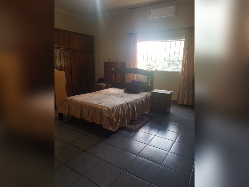 imóvel com 300m² - Centro - Rifaina