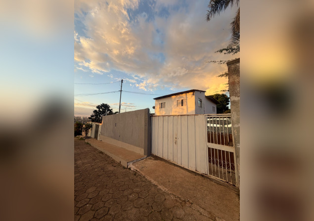imóvel com 560m²
