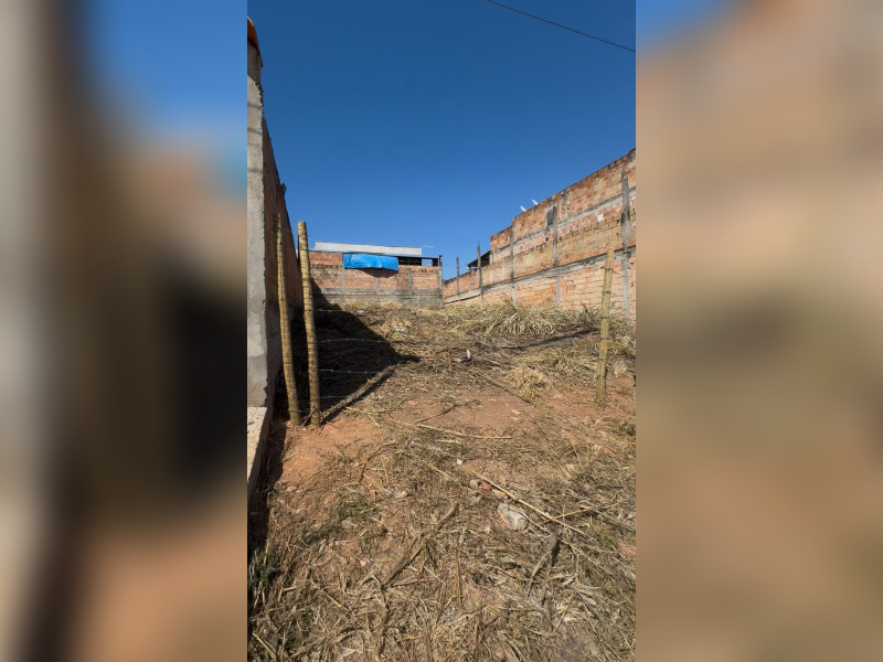 imóvel com 200m² - Capitão Eduardo - Belo Horizonte