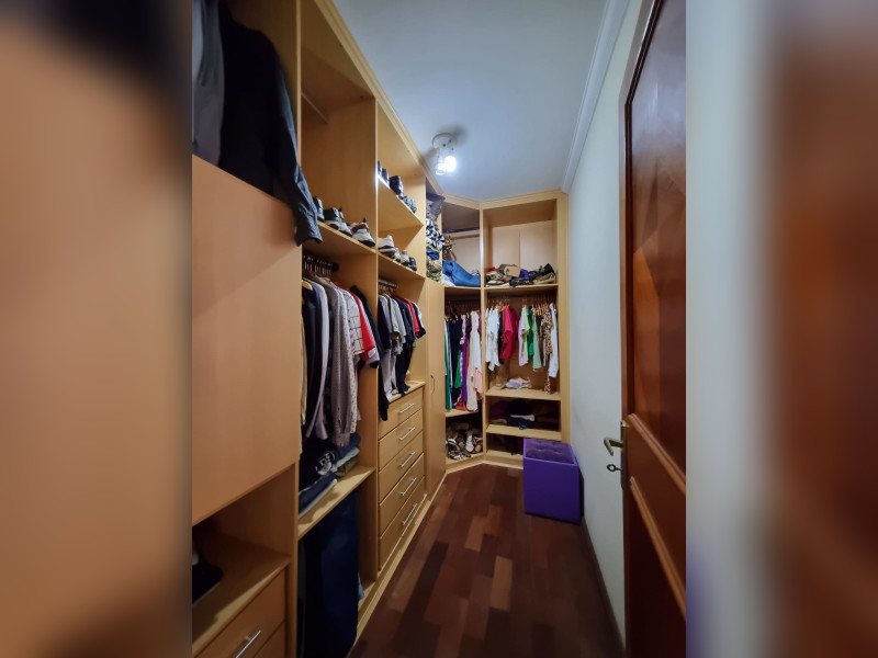 imóvel com 420m² - Bairro Campos de Santo Antônio - Itú