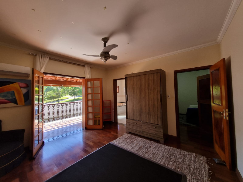 imóvel com 420m² - Bairro Campos de Santo Antônio - Itú