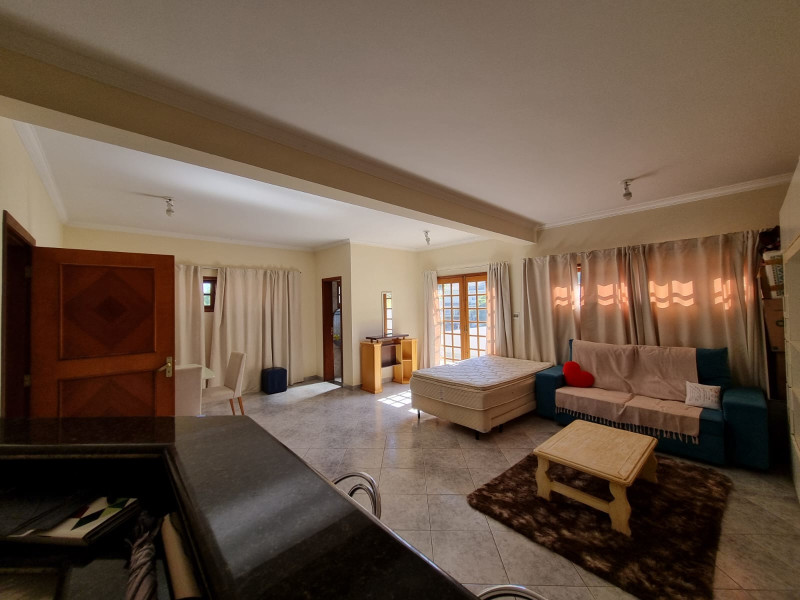 imóvel com 420m² - Bairro Campos de Santo Antônio - Itú