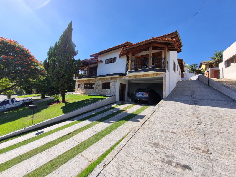imóvel com 420m² - Bairro Campos de Santo Antônio - Itú