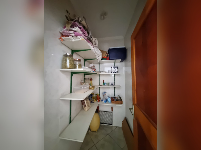 imóvel com 420m² - Bairro Campos de Santo Antônio - Itú