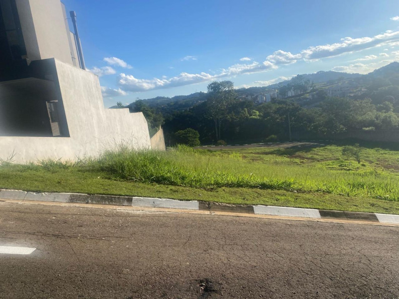 imóvel com 360m² - Parque Imperador - Bragança Paulista