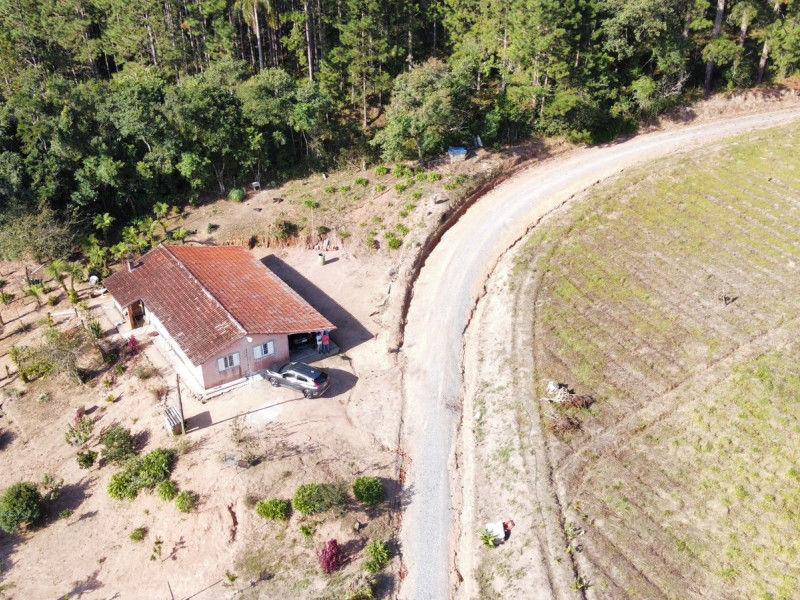 imóvel com 1000m² - Vila Élvio - Piedade