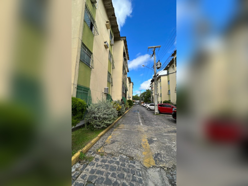 imóvel com 75m² - Tamarineira - Recife