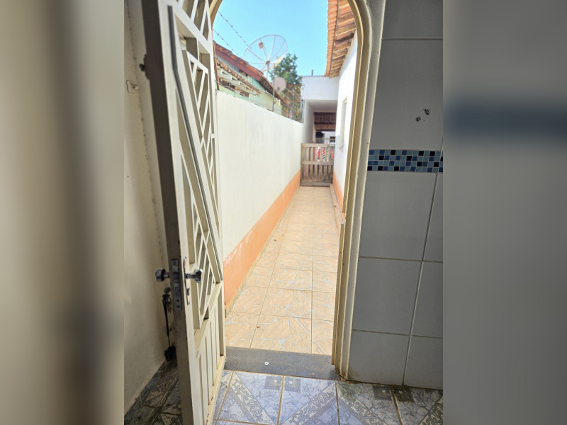imóvel com 165m² - Centro - Santo Antonio de Posse