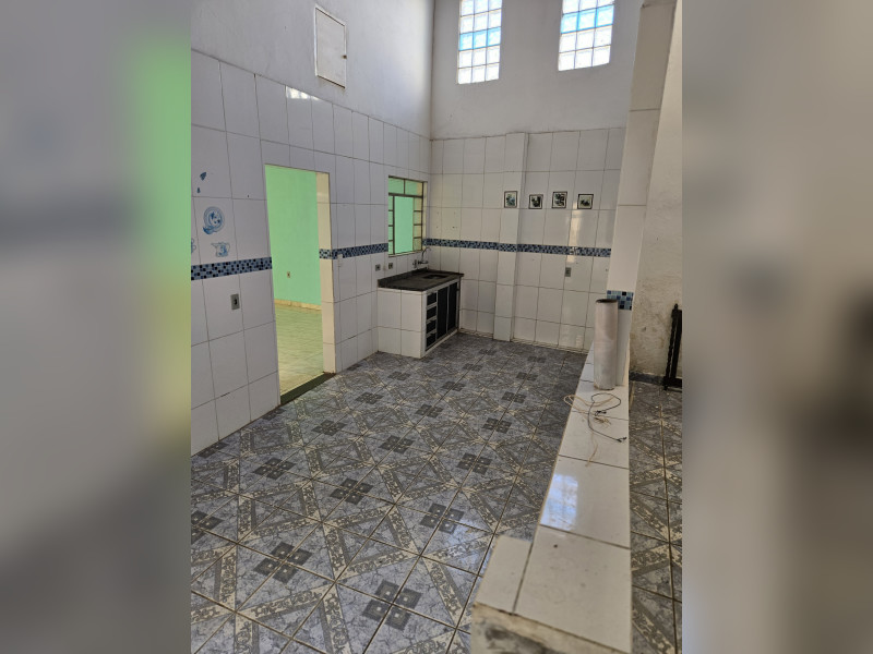 imóvel com 165m² - Centro - Santo Antonio de Posse
