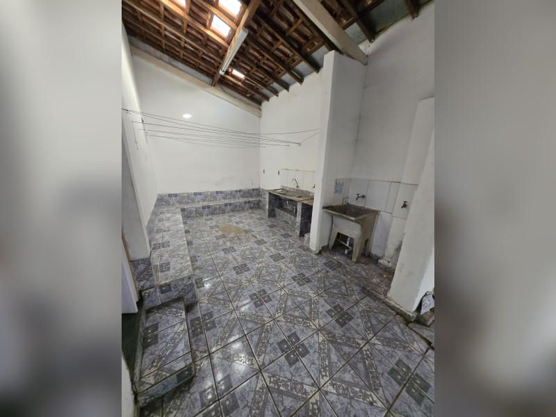 imóvel com 165m² - Centro - Santo Antonio de Posse