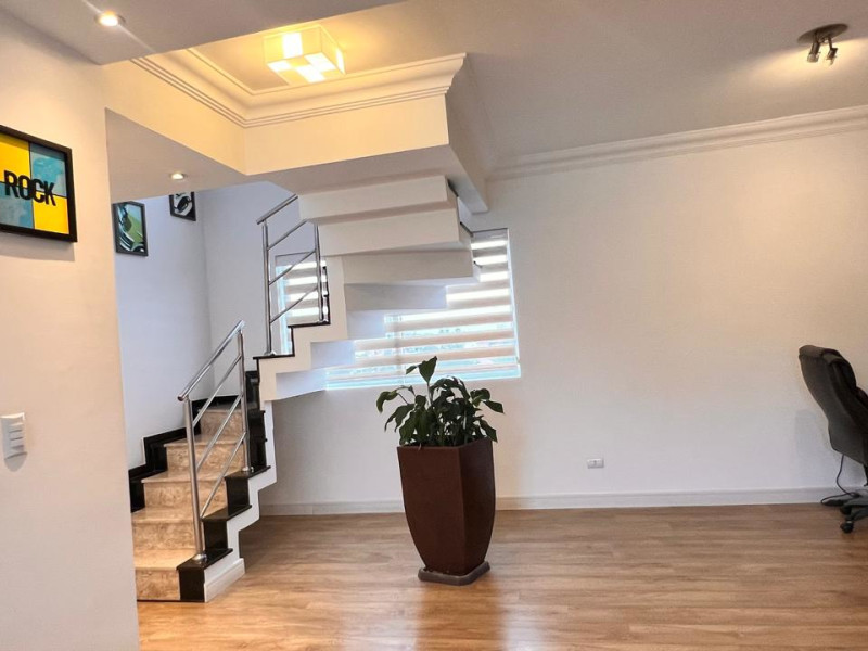 imóvel com 221m² - Tingui - Curitiba