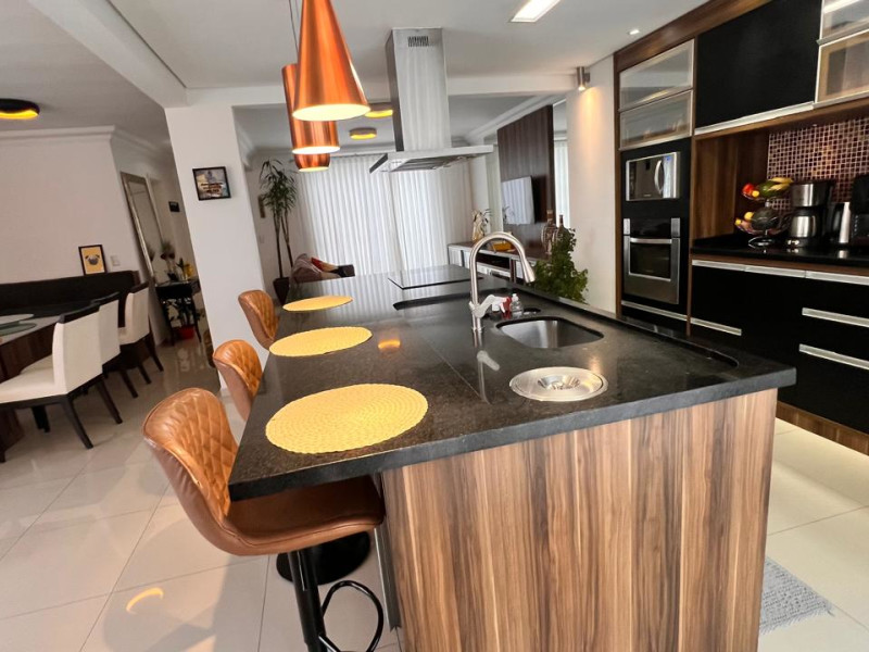 imóvel com 221m² - Tingui - Curitiba