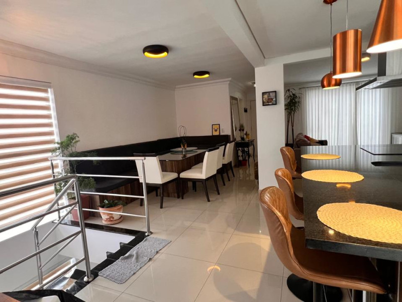 imóvel com 221m² - Tingui - Curitiba