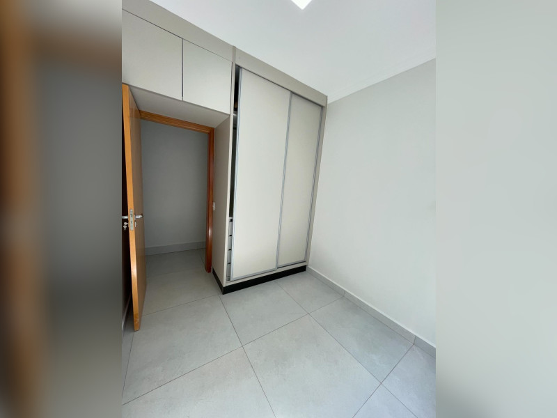 imóvel com 180m² - Adalberto Simão Nader - Guarapari