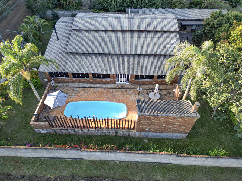 imóvel com 400m² - Jardim São Pedro - Águas de Santa Bárbara