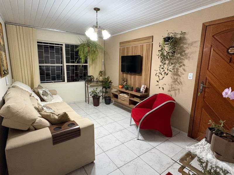 imóvel com 170m² - Sítio Cercado - Curitiba