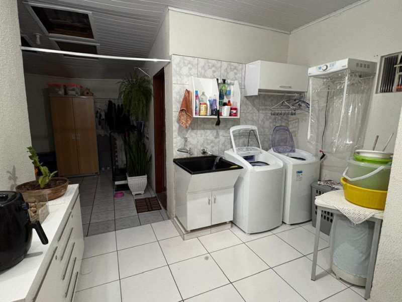 imóvel com 170m² - Sítio Cercado - Curitiba