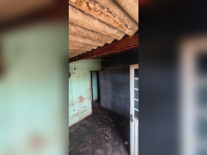 imóvel com 20m² - Centro - Monte Alegre de Minas