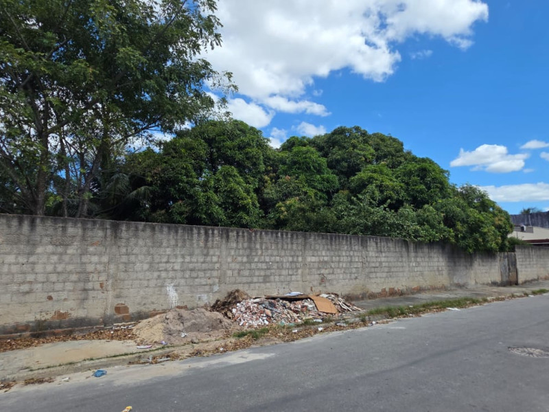 imóvel com 1008m² - Aracapé - Fortaleza