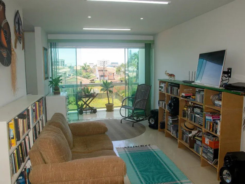 imóvel com 60m² - Costazul - Rio das Ostras